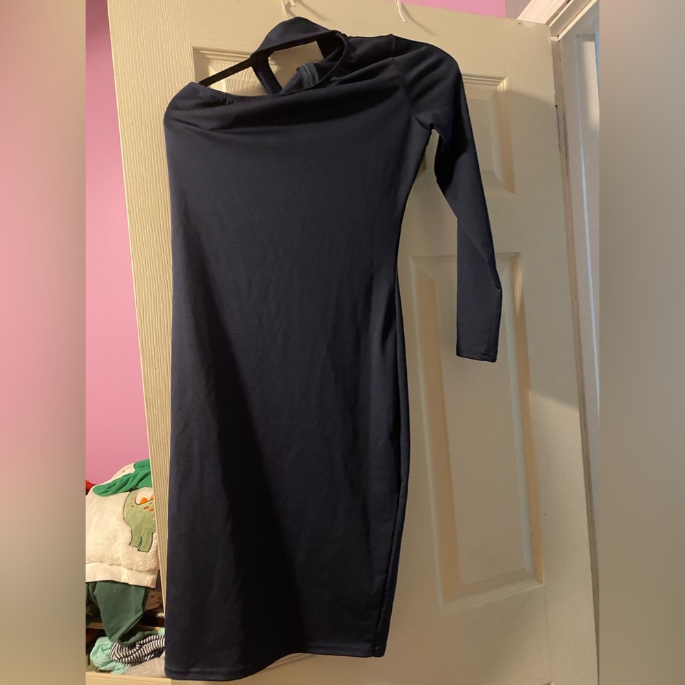Navy dress on one shoulder M